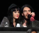 Katy Perry et Russell Brand à Los Angeles pendant le Téléthon pour Haïti organisé le 22 janvier par George Clooney et Wyclef Jean.