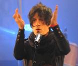 Indochine à l'occasion du concert  Un dimanche pour Haïti , qui s'est déroulé au Bataclan, à Paris, le 24 janvier 2010.