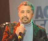 Khaled à l'occasion du concert  Un dimanche pour Haïti , qui s'est déroulé au Bataclan, à Paris, le 24 janvier 2010.
