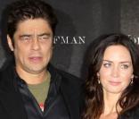 Emily Blunt et Benicio Del Toro, à l'occasion du photocall de  Wolfman , dans l'enceinte de l'Hotel Adlon de Berlin, le 25 janvier 2010.