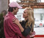 Ashton Kutcher et Jessica Alba dans Valentine's Day