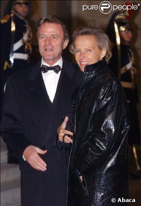 Bernard Kouchner et sa compagne Christine Ockrent lors d'un dîner à l'Elysée