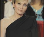 Patricia kaas, très élégante pour se produire sur la scène de Michel Drucker (27.01.10, Paris)