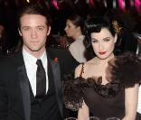 Louis-Marie de Castelbajac et Dita Von Teese lors du Dîner de la mode au pavillon d'Armenonville le 28 janvier 2010