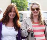Rebecca Gayheart et une amie à Los Angeles, le 29 janvier 2010