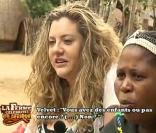 Velvet d'Amour, en immersion au sein d'une tribu zoulou, découvre une culture qui lui était totalement étrangère.  