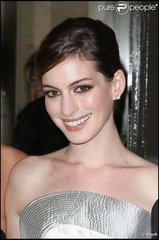 Anne Hathaway