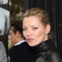 Mort d'Alexander McQueen : Kate Moss est dévastée, les grands de la mode lui rendent hommage...
