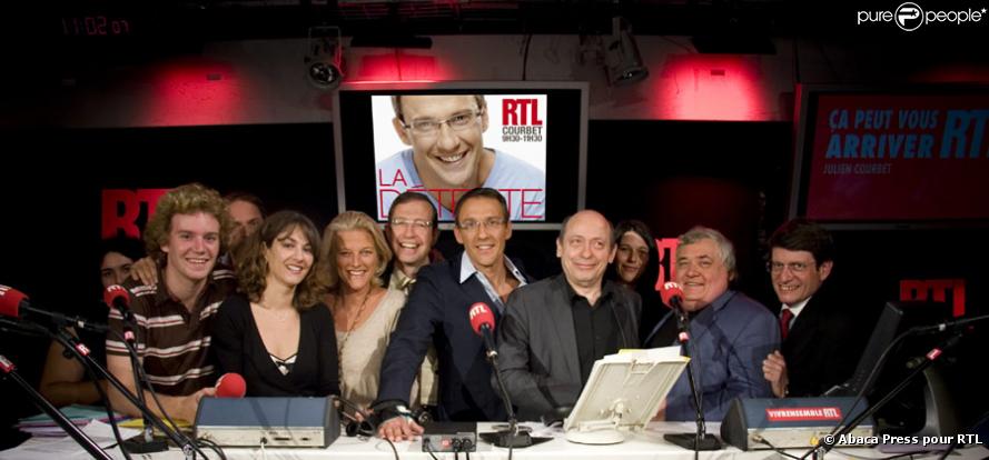 L'équipe de Ça peut vous arriver sur RTL, avec Julien Courbet et maître Didier Bergès