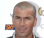 Zinedine Zidane pourrait jouer pour les victimes de Xynthia 