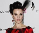 Debi Mazar lors du 18ème gala de la AIDS Foundation d'Elton John à l'occasion de la 82ème cérémonie des Oscars au Pacific Design Center à Los Angeles le 7 mars 2010