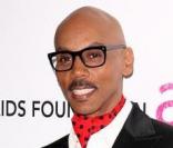 Ru Paul lors du 18ème gala de la AIDS Foundation d'Elton John à l'occasion de la 82ème cérémonie des Oscars au Pacific Design Center à Los Angeles le 7 mars 2010