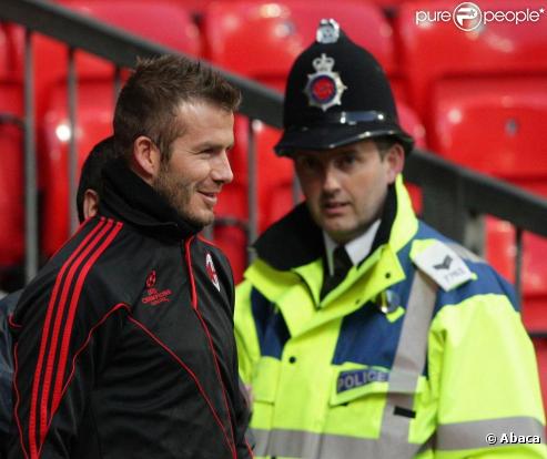 David Beckham à l'entrainement avec le Milan AC dans le stade d'Old Trafford avant son match de Ligue des Champions face à son ancien club de Manchester United.