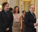 Tim Burton et Marion Cotillard décorés par le ministre de la Culture Frédéric Mitterrand le 15 mars 2010 à Paris