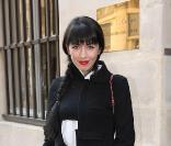Nolwenn Leroy assiste à la remise d'insigne de Marion Cotillard à Paris le 15 mars 2010 au ministère de la Culture
