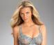 La sublime Brooklyn Decker pour la marque de lingerie Bare Necessities.