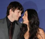 Ashton Kutcher et Demi Moore lors du gala de charité 'A Night at Sardi's' à Los Angeles le 18 mars 2010