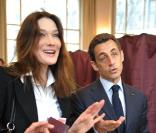 Nicolas Sarkozy et Carla Bruni ont voté au lycée La Fontaine à Paris (XVIe arrondissement) le 21 mars 2010 pour le second tour des élections régionales