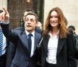 Nicolas Sarkozy et Carla Bruni ont voté au lycée La Fontaine à Paris (XVIe arrondissement) le 21 mars 2010 pour le second tour des élections régionales