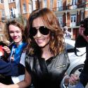 Cheryl Cole : Pour ses fans, la femme bafouée fait face et affiche un sourire radieux !
