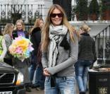 Elle Macpherson à Londres, le 25 mars 2010