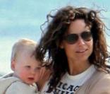 Minnie Driver et son fils Henry, à Malibu. 4/04/2010
