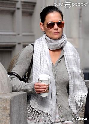 Katie Holmes à New York, le 6 avril 2010