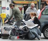 Sacha Baron Cohen et son épouse Isla Fisher se rendent à la Gare du Nord pour se rendre à Londres, le samedi 20 mars, à Paris.