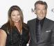 Keeley Shaye Smith et Pierce Brosnan, à l'occasion de l'ouverture de la boutique Tod's, dans le quartier de Beverly Hills, à Los Angeles, le 15 avril 2010.