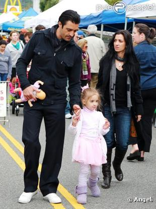 Gilles Marini avec son adorable fille et sa femme Carole