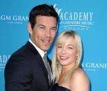 Eddie Cibrian et LeAnn Rimes à la cérémonie des Academy of Country Music Awards, à Las Vegas le 18 avril 2010 !