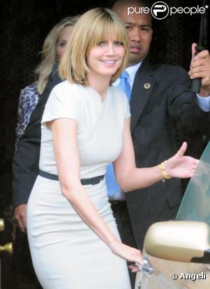 Heidi Klum à Los Angeles, a fièrement exhibé son nouveau look. Le 20 avril 2010