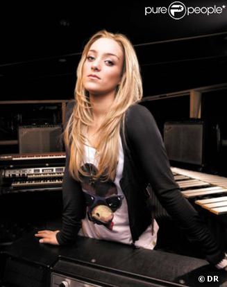 Léa Castel, petite protégée du rappeur Soprano