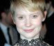 Mia Wasikowska, la Alice de Tim Burton, bientôt dans le corset de Charlotte Gainsbourg !