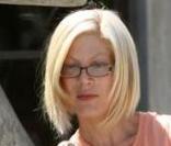 Tori Spelling et son fils Liam à West Hollywood, le 6 mai 2010