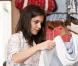 Suri Cruise et Katie Holmes en plein shopping à Los Angeles, sur le très chic Robertson Boulevard