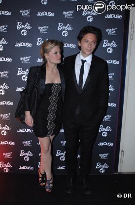 Mélanie Thierry et Raphael à la soirée donnée en l'honneur de Barbie (Cannes, 16 mai 2010)