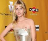 Mélanie Laurent porte une robe Ralph Lauren, aux Golden Globes 2010