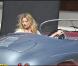 Kate Moss tourne une publicité à Saint-Barthélémy. Elle est au volant d'une Porsche vintage. Mai 2010 