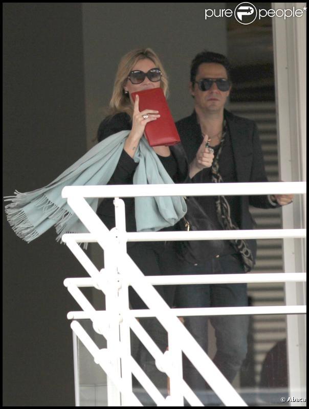 Kate Moss et Jamie Hince, à Saint-Barthélémy. Mai 2010 