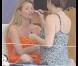 Kate Moss tourne une publicité à Saint-Barthélémy. Son homme Jamie Hince la regarde travailler, dans une ambiance chaleureuse. Mai 2010 