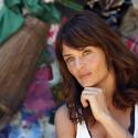 Helena Christensen : Le sex symbol très écolo revient plus belle et responsable que jamais...