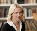 Naomi Watts dans le film You Will Meet a Tall Dark Stranger de Woody Allen