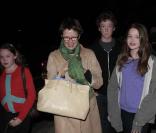 Annette Bening et ses trois plus jeunes enfants : Benjamin, Isabel, et Ella Corinne