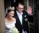 Le 19 juin 2010, la princesse héritière Victoria de Suède a épousé le roturier Daniel Westling en la cathédrale Storkyrkan, devant 1100 convives de marque. Puis ils rejoint le palais en barge pour une fête dans les jardins et le banquet nuptial.