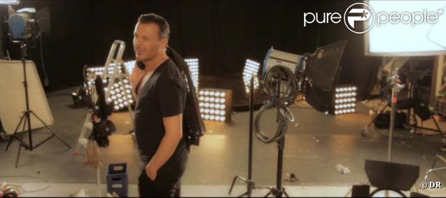 Images extraites du clip  My Love Is Over  de Jean-Roch !
