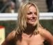 Geri Halliwell : Elle s'amuse comme une petite folle... sur une plage de nudistes !