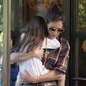 Katie Holmes : Entre être une fashionista et une maman poule... il n'y a qu'un pas !