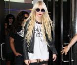 Taylor Momsen et son groupe The Pretty Reckless à New York, le 22 juin 2010 