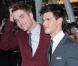 Robert Pattinson et Taylor Lautner lors de l'avant-première de Twilight 3 : Hésitation à Los Angeles le 24 juin 2010